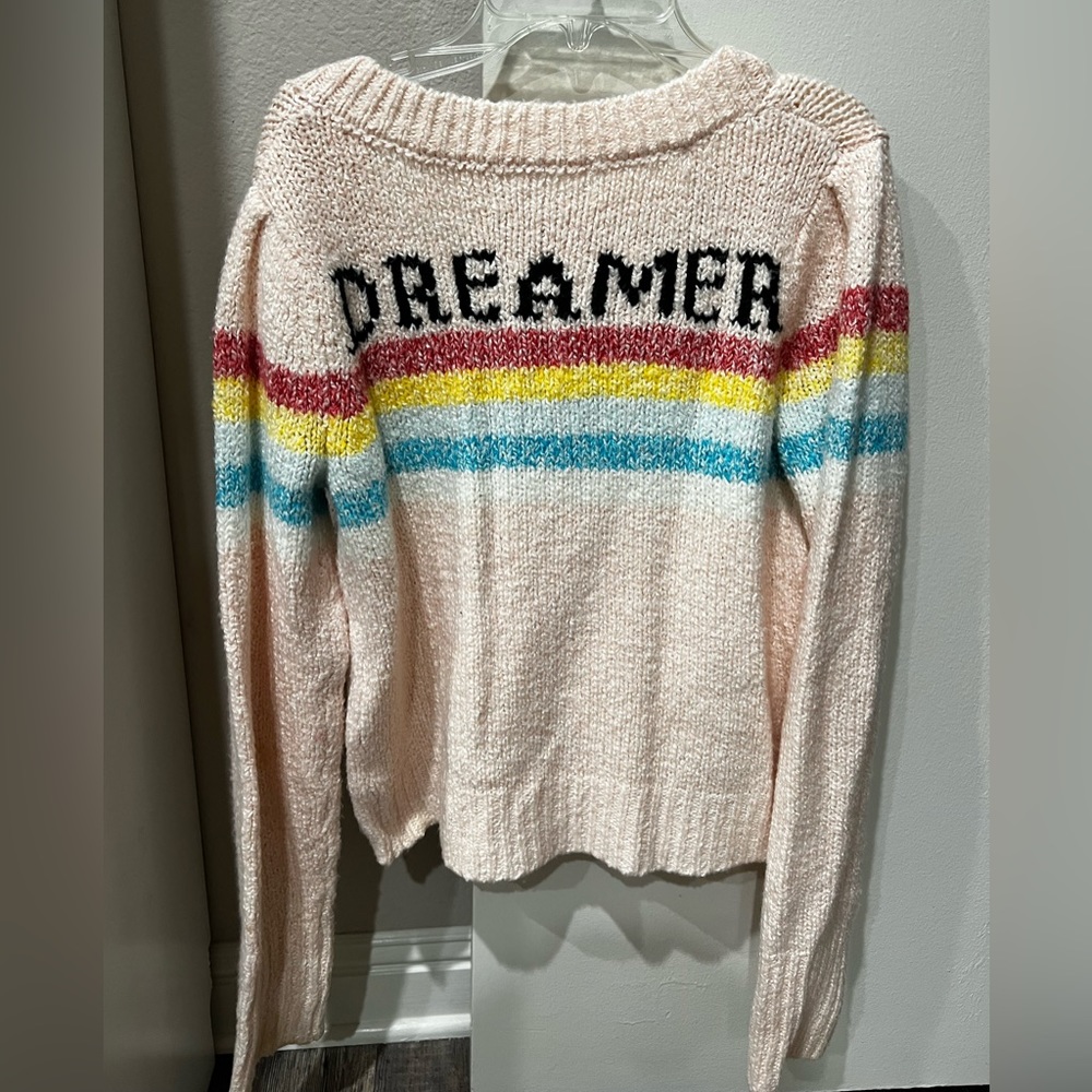 Dreamer v neck sweater